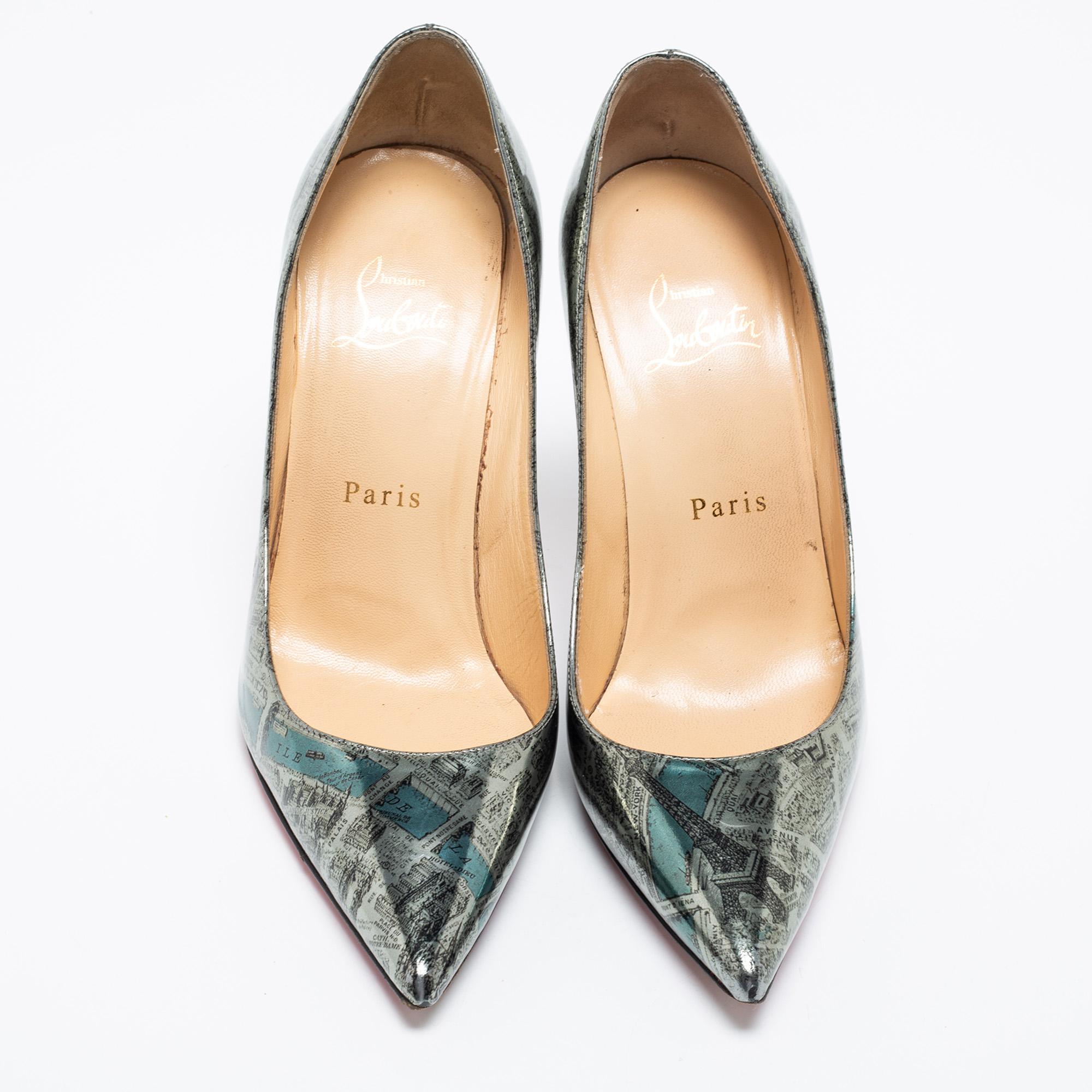 Project an elegant take in a comfortable manner with these timeless pumps by Christian Louboutin. Crafted using Paris Map-printed patent leather, they feature pointed toes and 10 cm heels.

