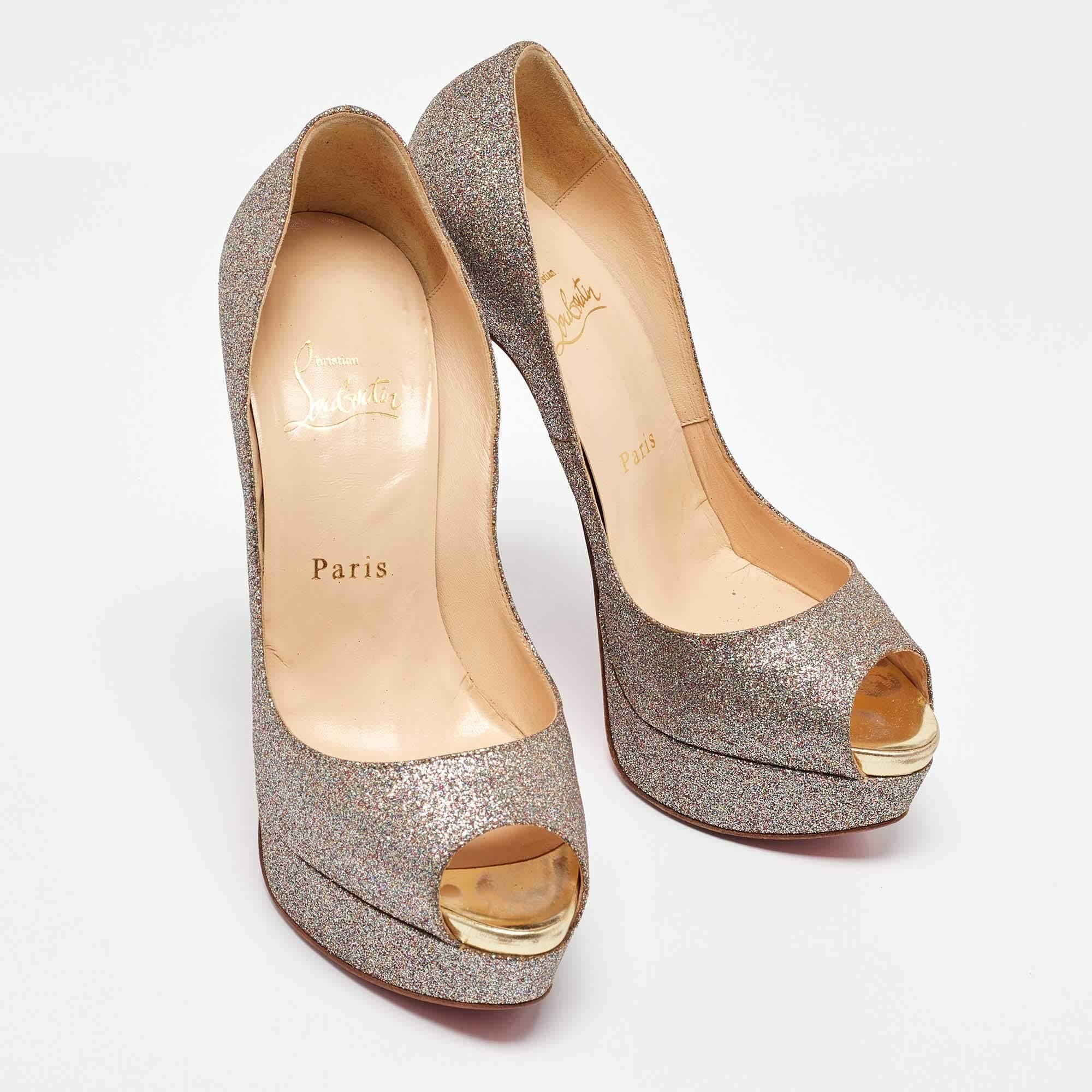 Christian Louboutin escarpins à bout ouvert multicolores et métalliques pour femmes, taille 37 Bon état - En vente à Dubai, Al Qouz 2