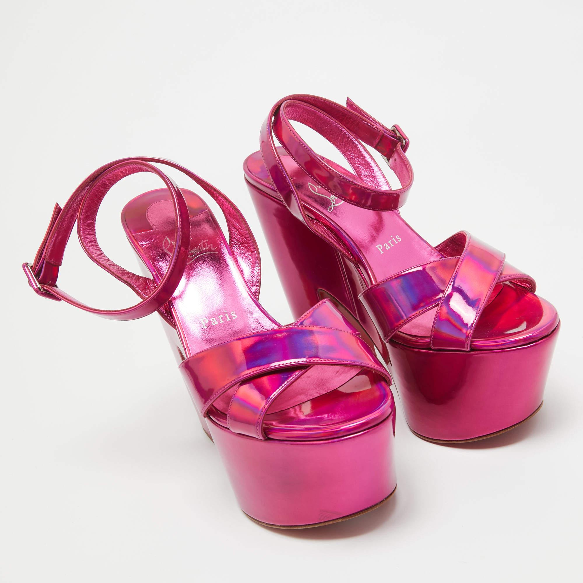 Women's Christian Louboutin Metallic Pink Leather Superyaz Sandals Size 39 For Sale