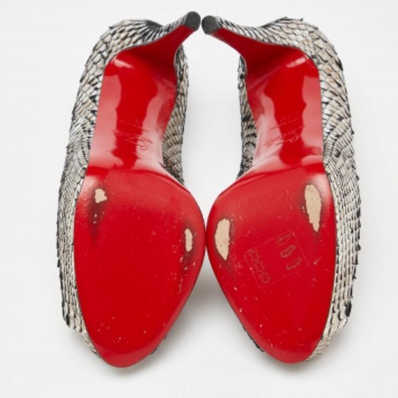 Christian Louboutin Metallic Python Very Prive Pumps Größe 39 Damen im Angebot