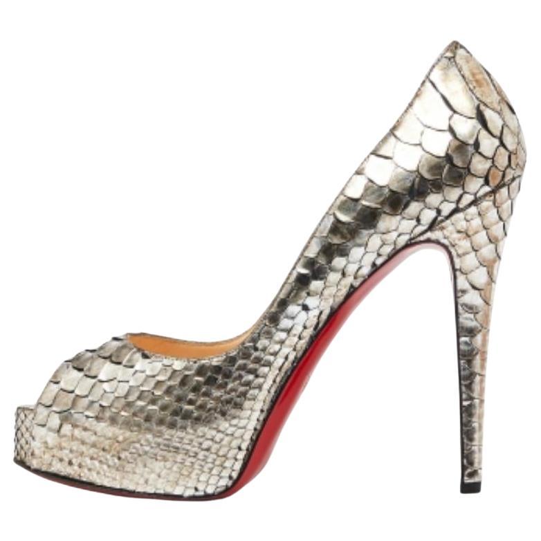 Christian Louboutin Metallic Python Very Prive Pumps Größe 39 im Angebot