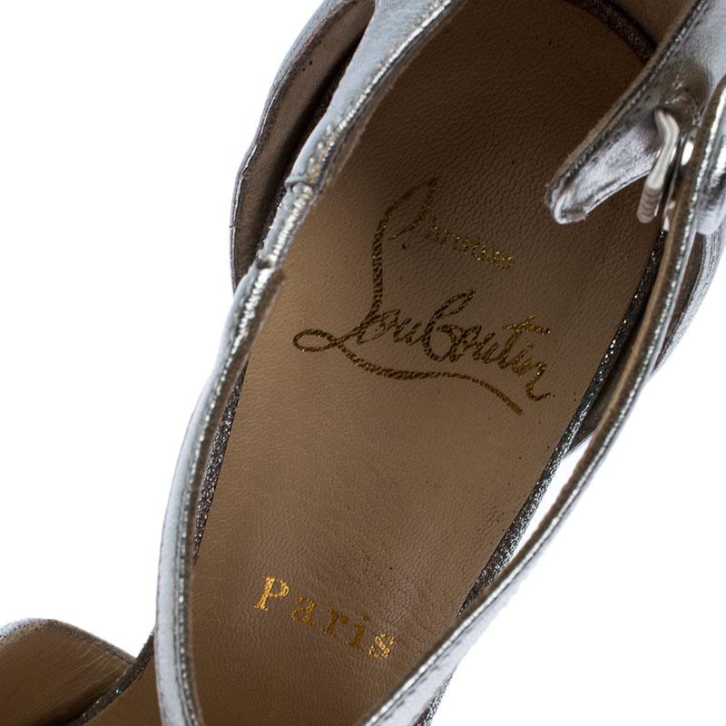 Christian Louboutin Metallic Silver Leather Exagona Platform Sandals Size 37.5 In Fair Condition In Dubai, Al Qouz 2