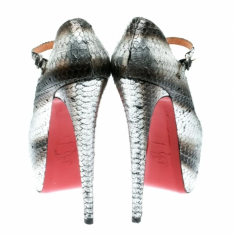 Argent Christian Louboutin escarpins à plateforme daffodile serpent d'eau argenté métallisé taille 38 en vente