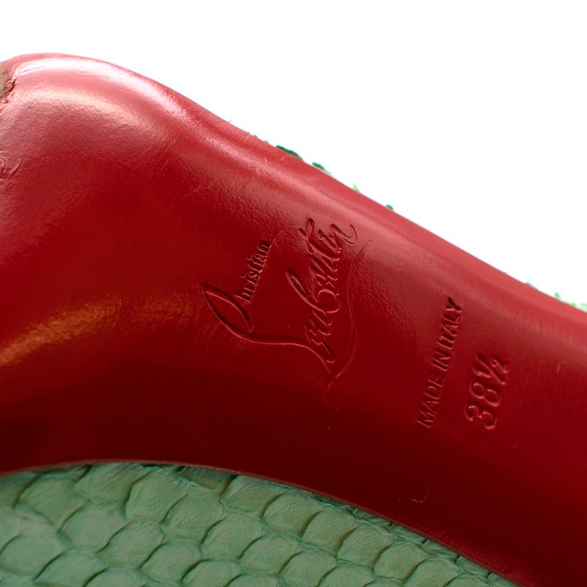 Christian Louboutin Mint Green Python Pumps - Size 38.5 In Excellent Condition In London, GB
