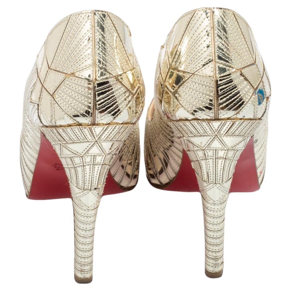 Women's Christian Louboutin Mirror Leather Very Galaxy Art Deco Peep-Toe Pumps Size 37 For Sale