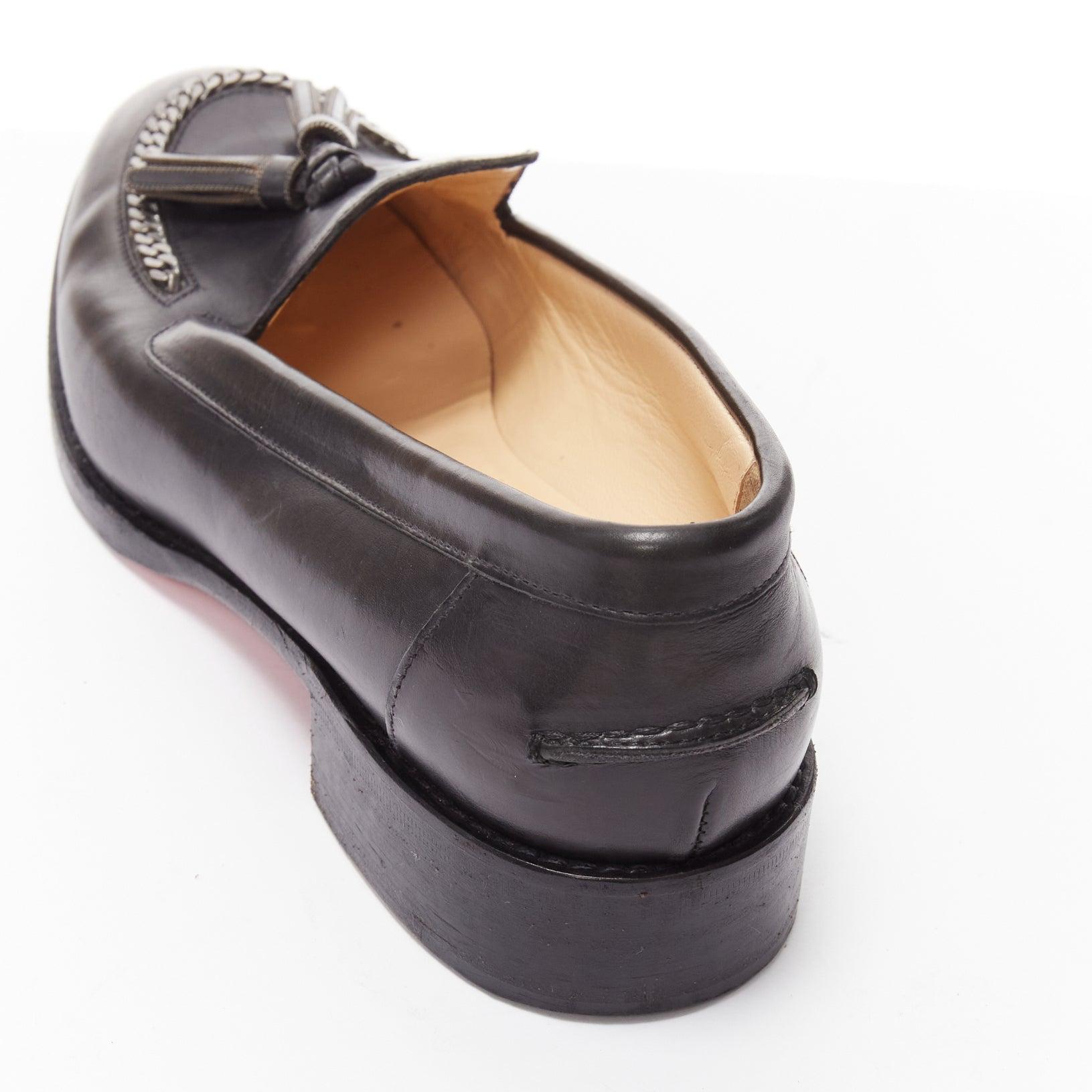 CHRISTIAN LOUBOUTIN Monaliso black leather chain trimmed tassel loafer EU38 5