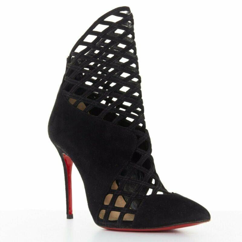 CHRISTIAN LOUBOUTIN Mrs Bouglione black suede mesh cut out pointy bootie EU35
Reference: TGAS/A02983
Brand: Christian Louboutin
Model: Mrs Bouglione
Material: Suede
Color: Black
Pattern: Solid
Closure: Zip
Extra Details: Mrs Bouglione. Black suede