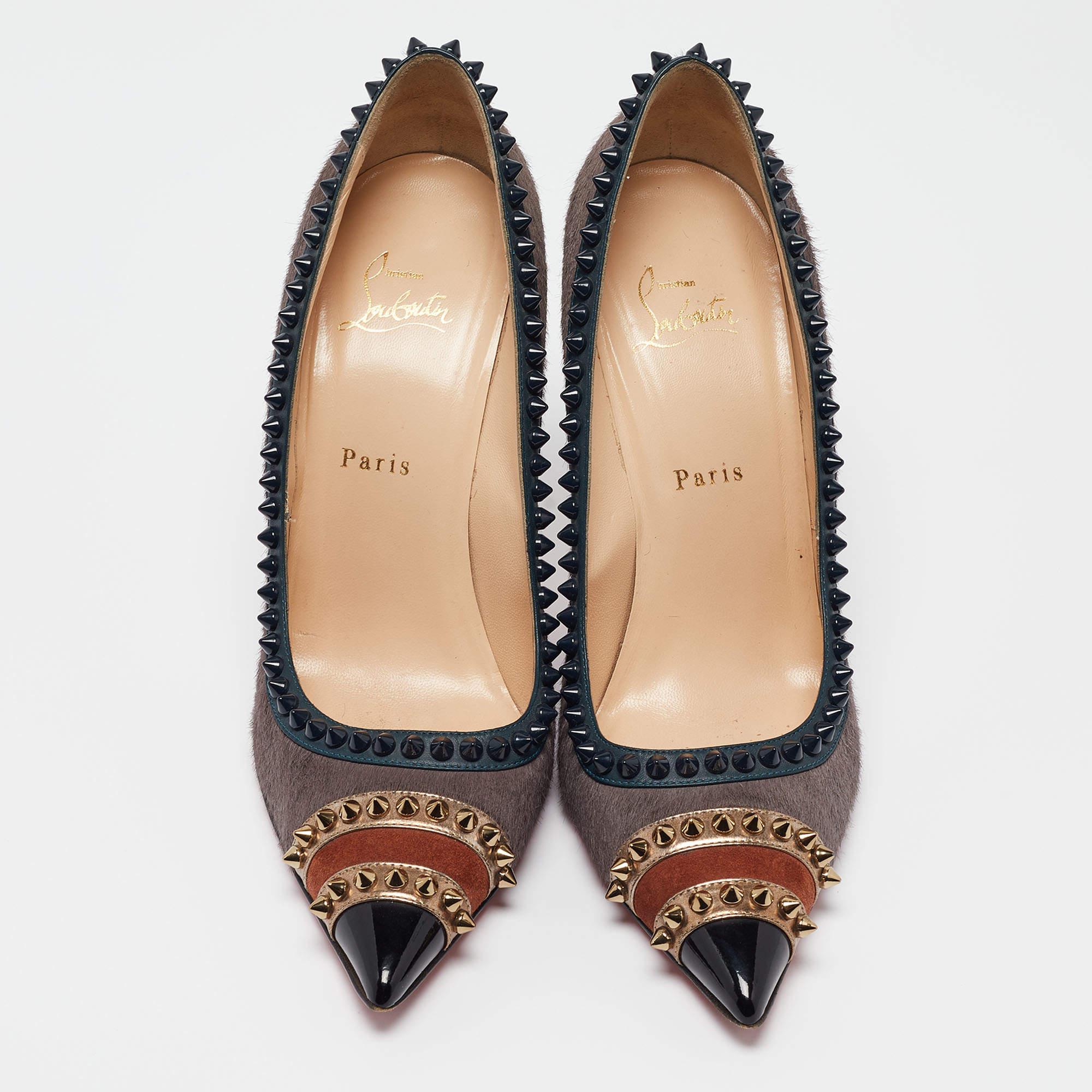 Complement your well-put-together outfit with these authentic Christian Louboutin shoes. Timeless and classy, they have an amazing construction for enduring quality and comfortable fit.

