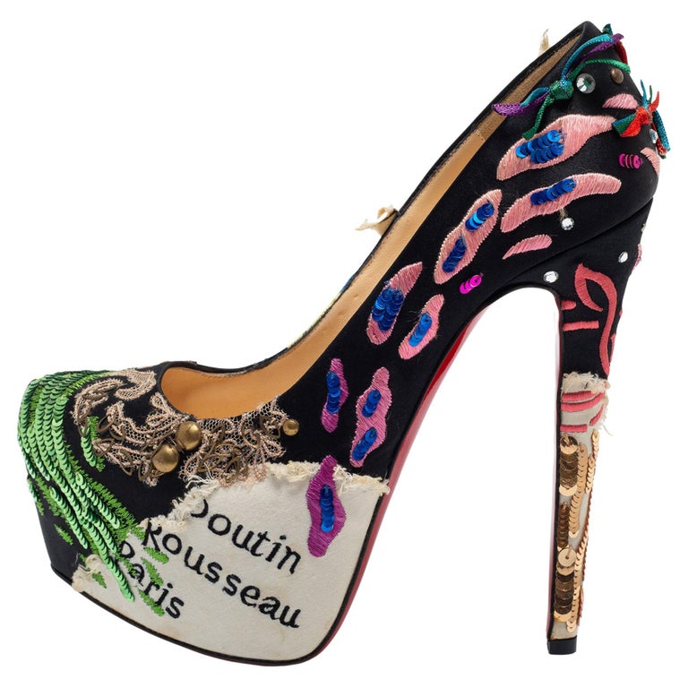 Christian Louboutin Multicolor Canvas Daffodile Brodee Crepe Pumps Size 38.5 For Sale at 1stDibs