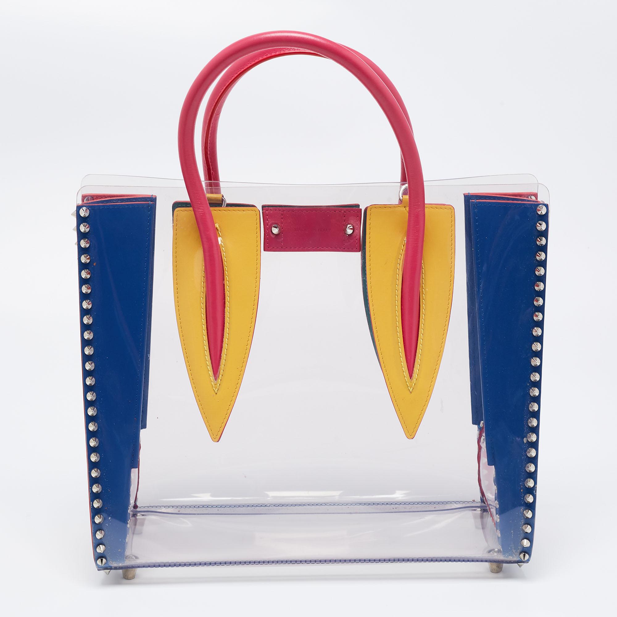 Brimming with elegance and beauty, this Christian Louboutin bag will instantly amp up your ensemble. Made using the best materials, this exquisite creation is a perfect ode to the House's meticulous craftsmanship.

Includes: Detachable Strap