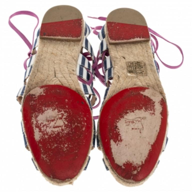 Christian Louboutin - Sandales plates espadrilles enveloppantes en tissu multicolore, taille 36 Pour femmes en vente