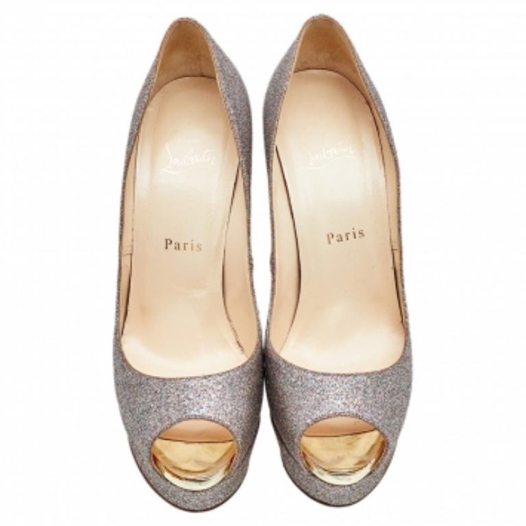 Christian Louboutin Mehrfarbige Glitter Lady Peep Toe Plateau Pumps Größe 38,5 im Zustand „Gut“ im Angebot in Dubai, Al Qouz 2