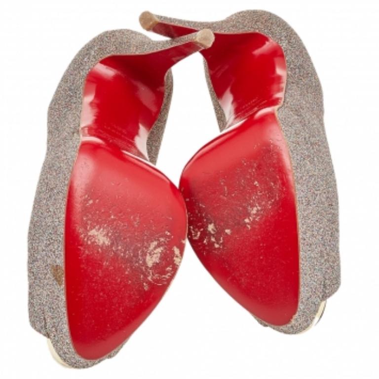 Christian Louboutin Mehrfarbige Glitter Lady Peep Toe Plateau Pumps Größe 38,5 im Angebot 1