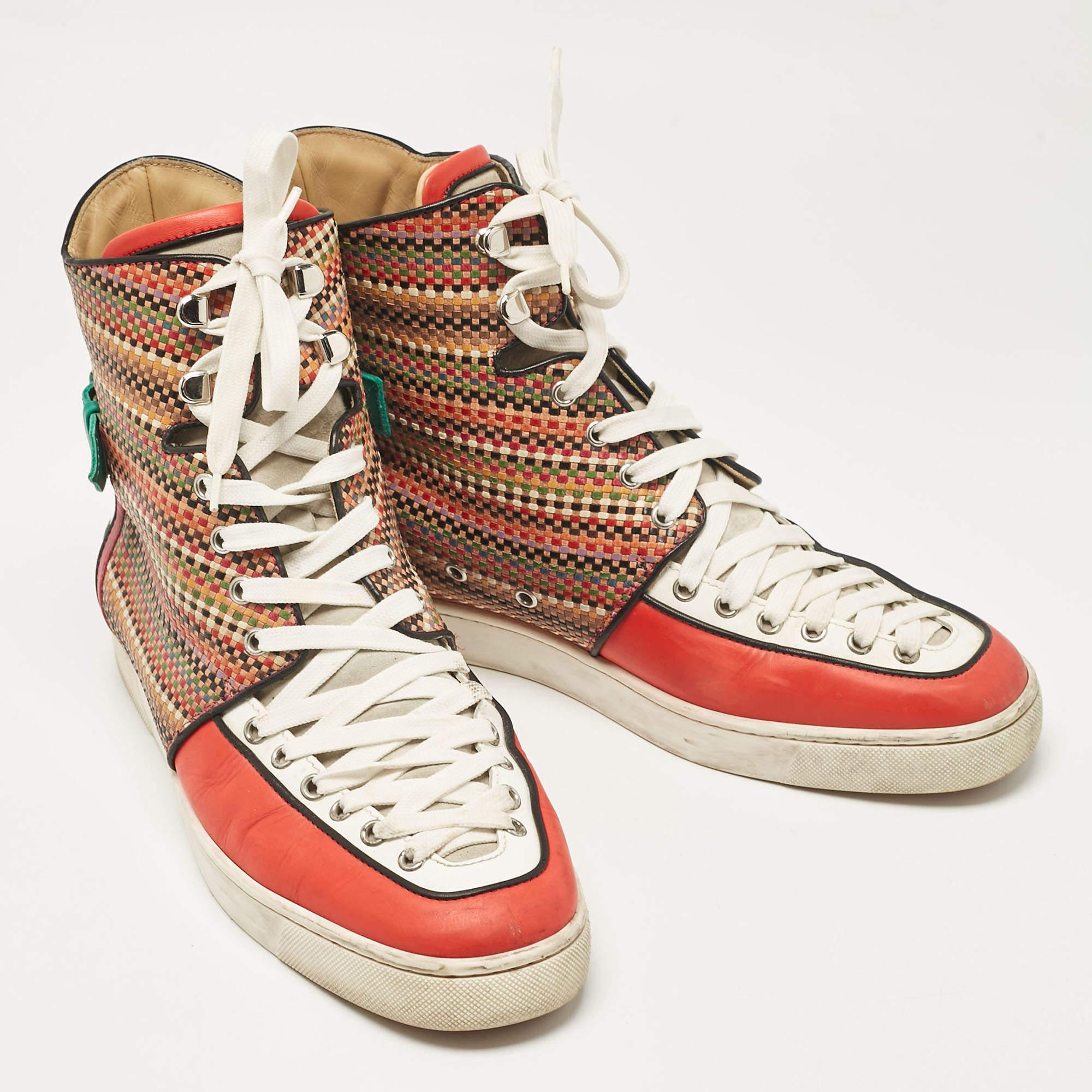 Christian Louboutin Zapatillas altas de piel multicolor Talla 44.5 en Bastante bueno estado para la venta en Dubai, Al Qouz 2