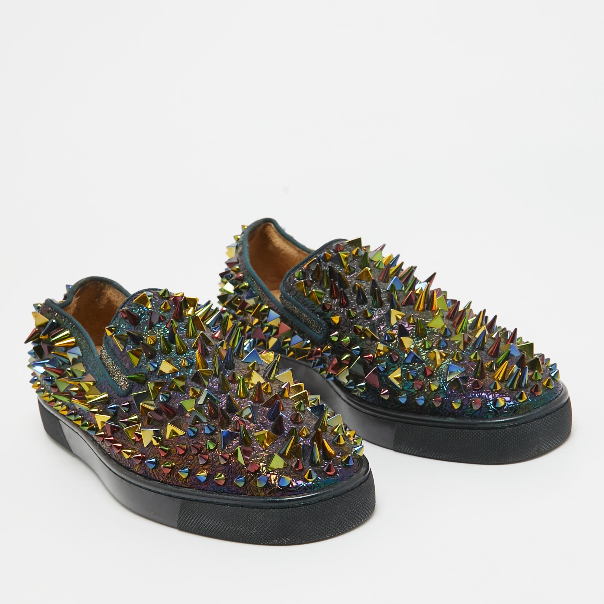 Baskets de bateau à roulettes en nylon multicolore Christian Louboutin, Taille 42,5 Bon état - En vente à Dubai, Al Qouz 2