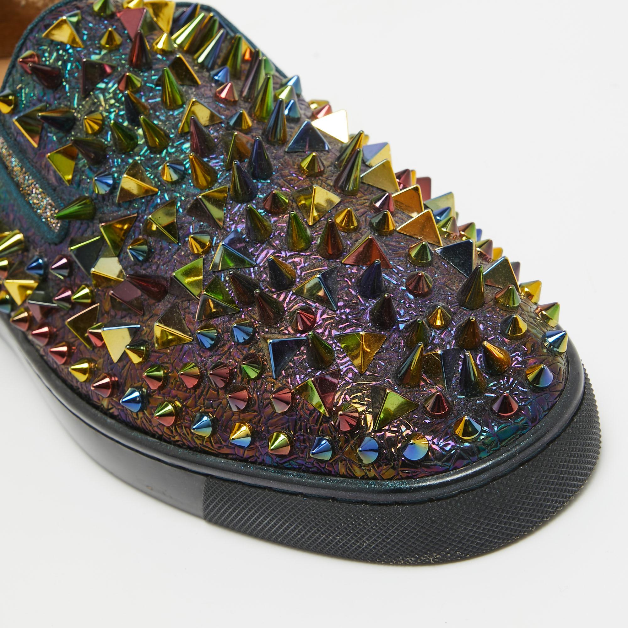 Baskets de bateau à roulettes en nylon multicolore Christian Louboutin, Taille 42,5 en vente 2