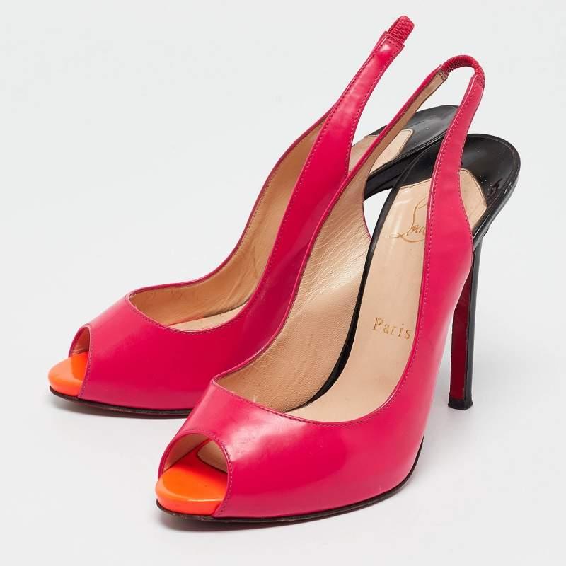 Faites preuve de chic avec ces escarpins de créateur. Ils présentent des talons robustes et des semelles durables, parfaits pour vos sorties à la mode.
