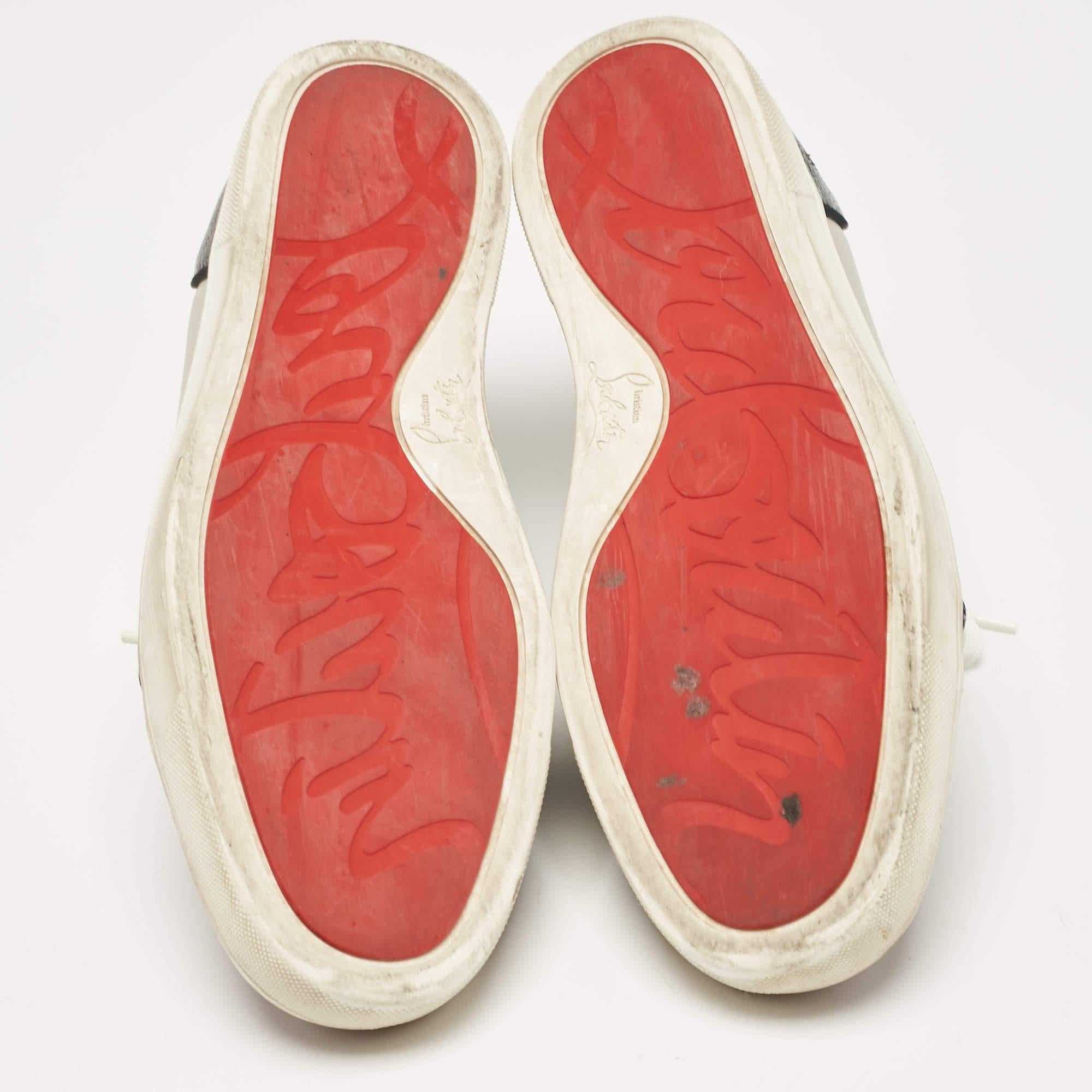 Christian Louboutin Louis Junior Turnschuhe aus mehrfarbigem Lackleder, Größe 42,5 im Angebot 1