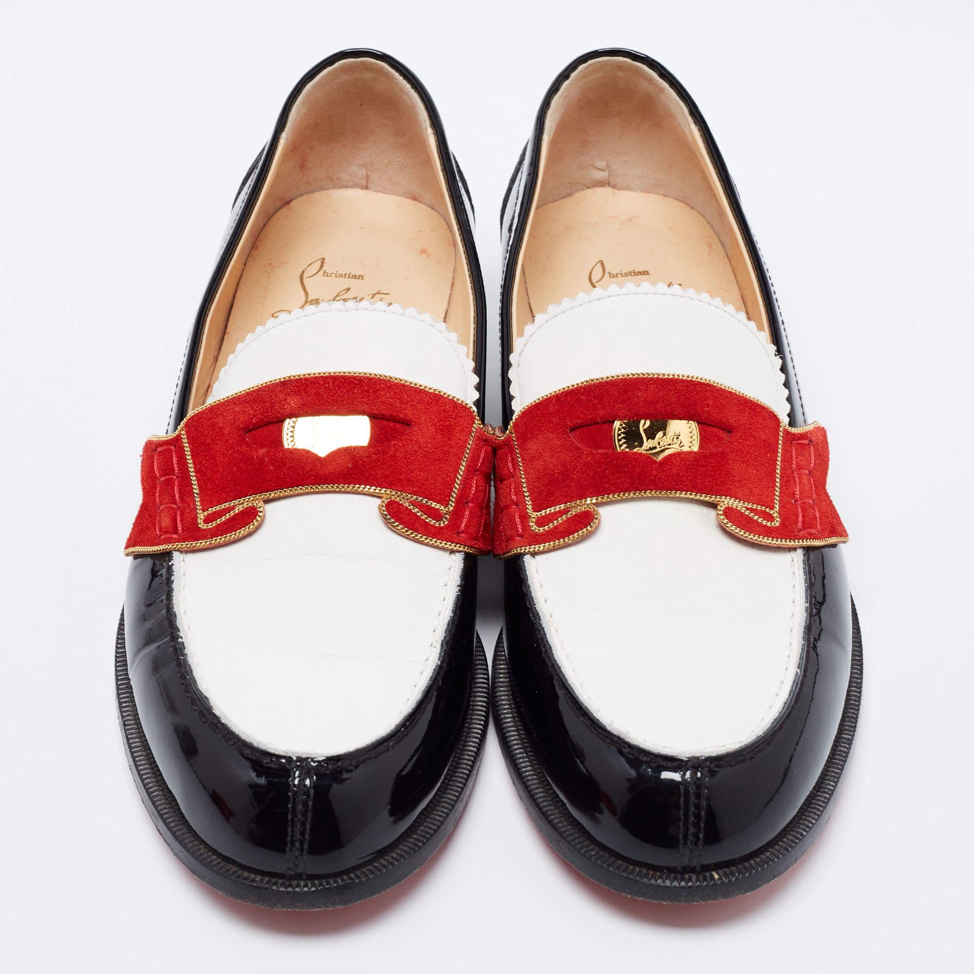 Practical, fashionable, and durable—these designer loafers are carefully built to be fine companions to your everyday style. They come made using the best materials to be a prized buy.
 
Includes: Original Dustbag

