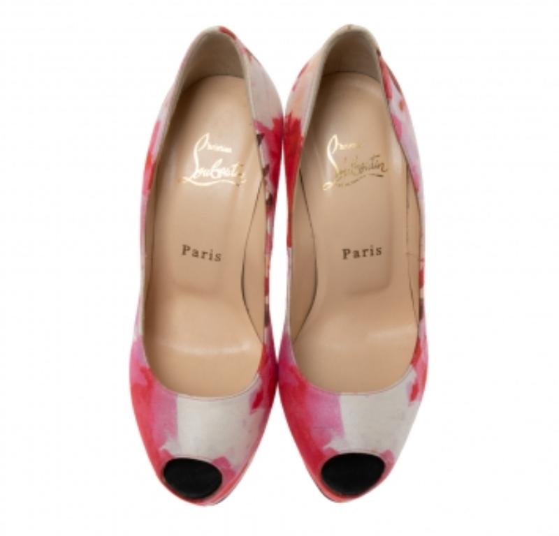 Christian Louboutin escarpins à talons hauts en tissu popi multicolore, taille 37 en vente 1
