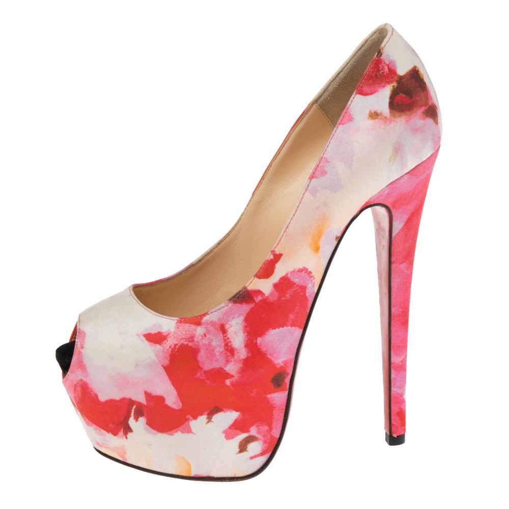 Taille talon louboutin top