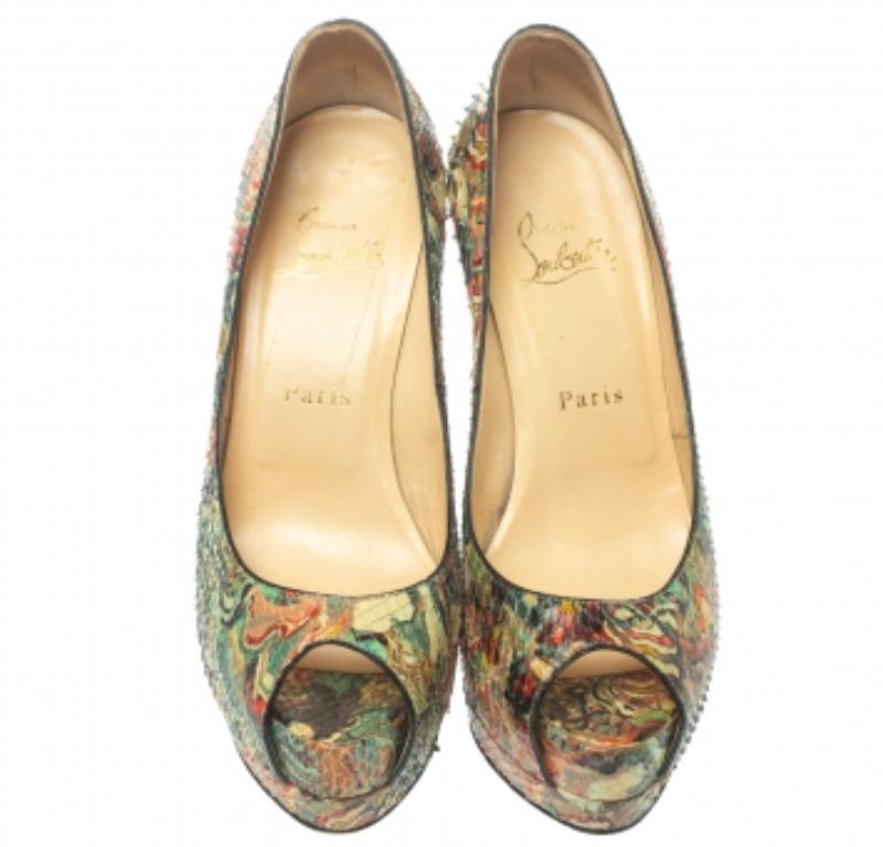 Christian Louboutin Multicolor Schlangenhaut Palais Royal Peep Toe Pumps Größe 37.5 (Braun) im Angebot