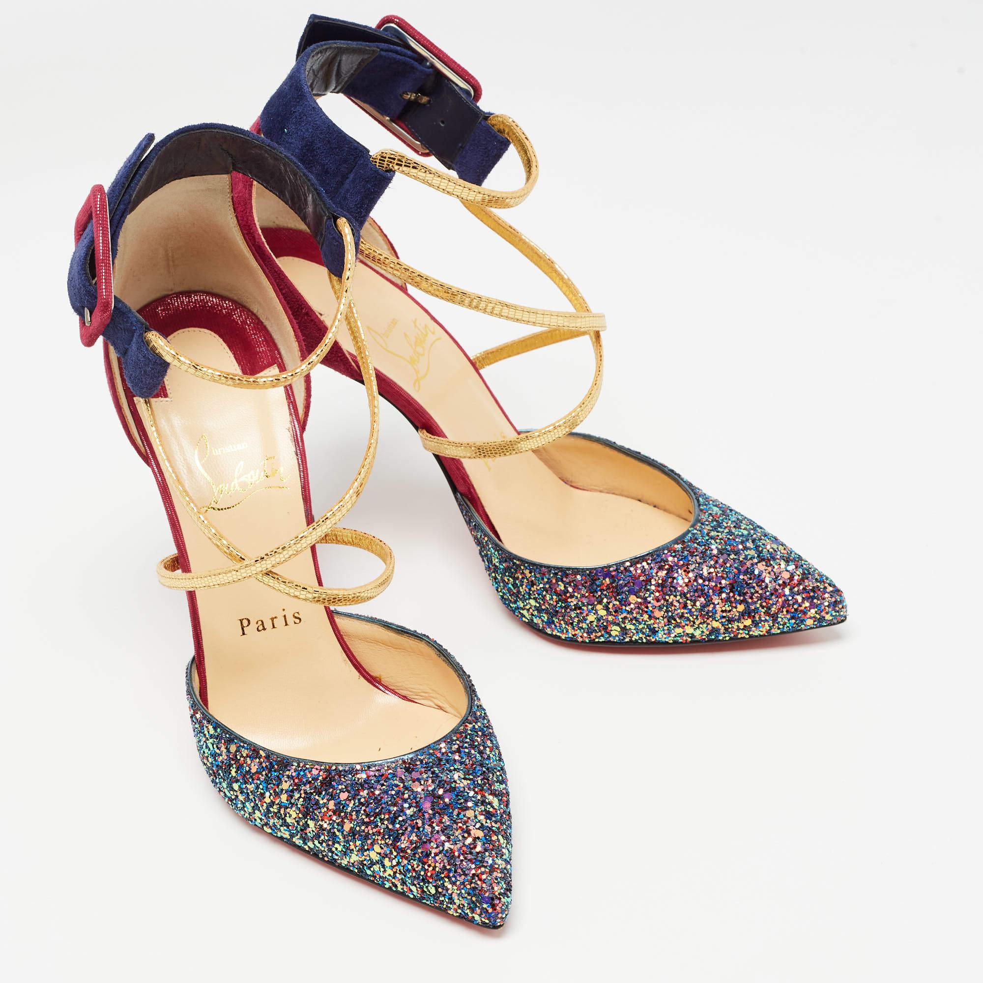 Christian Louboutin Escarpins Suzzanne en daim et paillettes multicolores Taille 38 Bon état - En vente à Dubai, Al Qouz 2