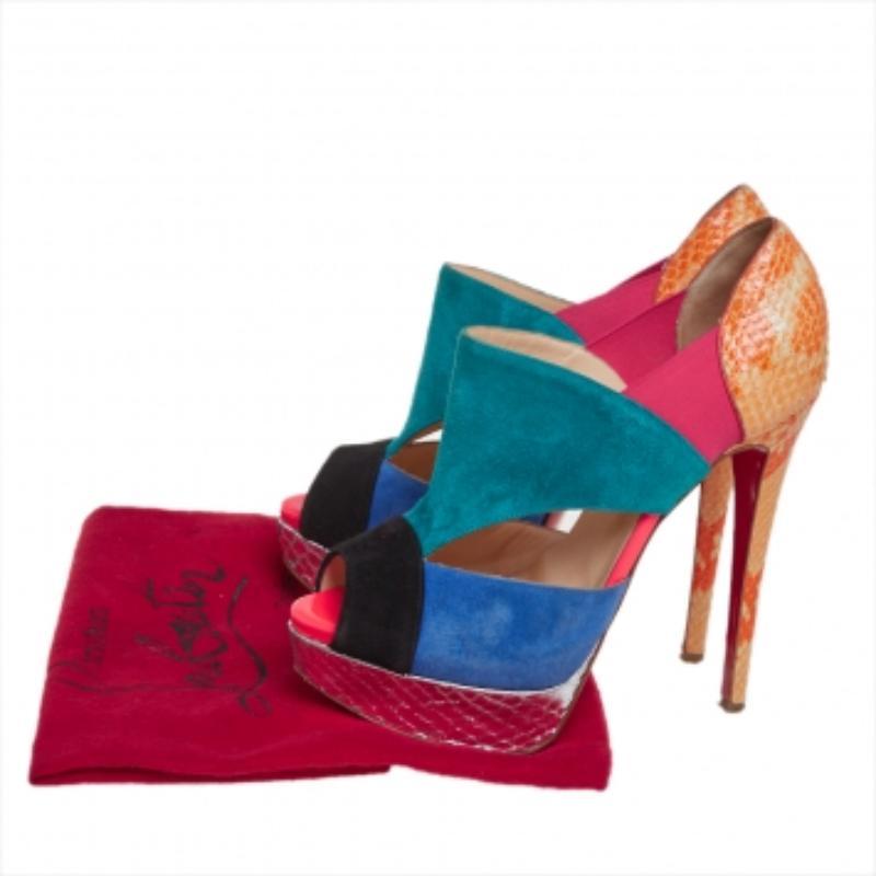 To give you an extraordinary experience, Christian Louboutin brings you this pair of Pitou pumps that will adorn your feet and give you confidence in every step. They are crafted from suede, python leather, and elastic bands and styled with