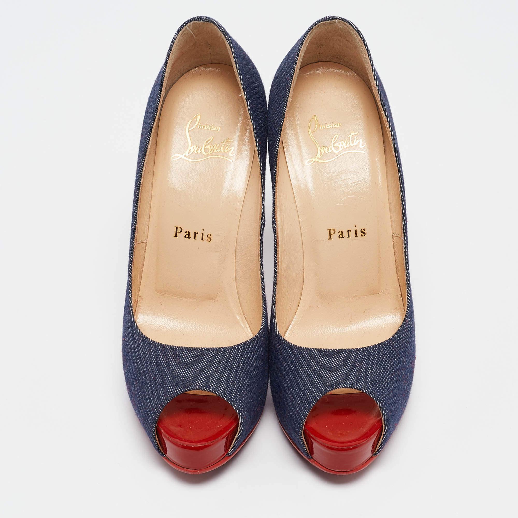 Noir Christian Louboutin escarpins très prisés à bout ouvert bleu marine taille 35,5 en vente