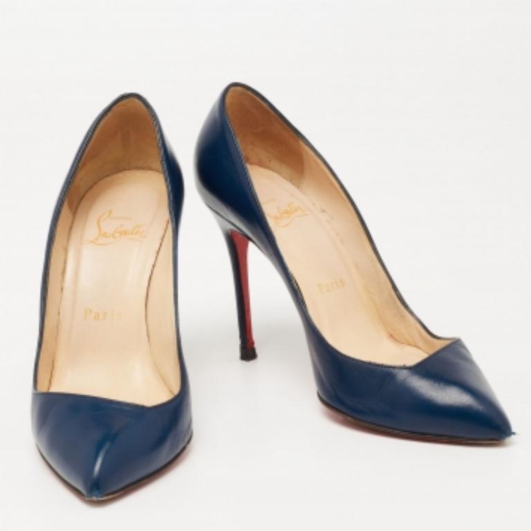 Black Christian Louboutin Navy Blue Leather Corneille Pointed Toe Pumps Size 35 For Sale