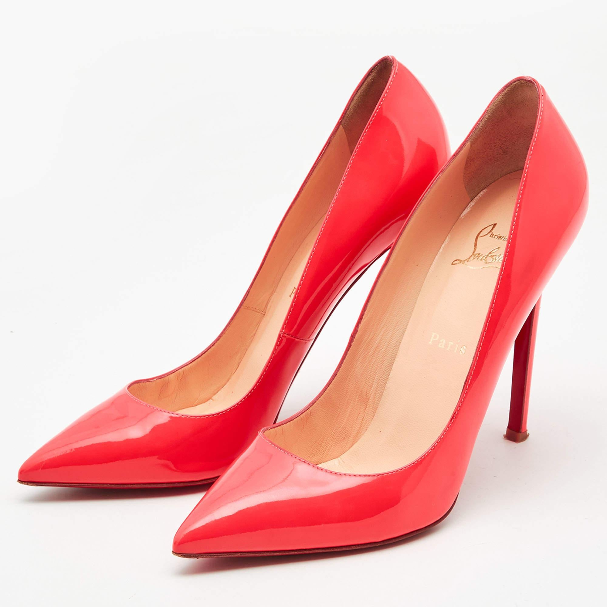 Christian Louboutin Neon Coral Patent So Kate Pointed Toe Pumps Size 40.5 In Good Condition For Sale In Dubai, Al Qouz 2