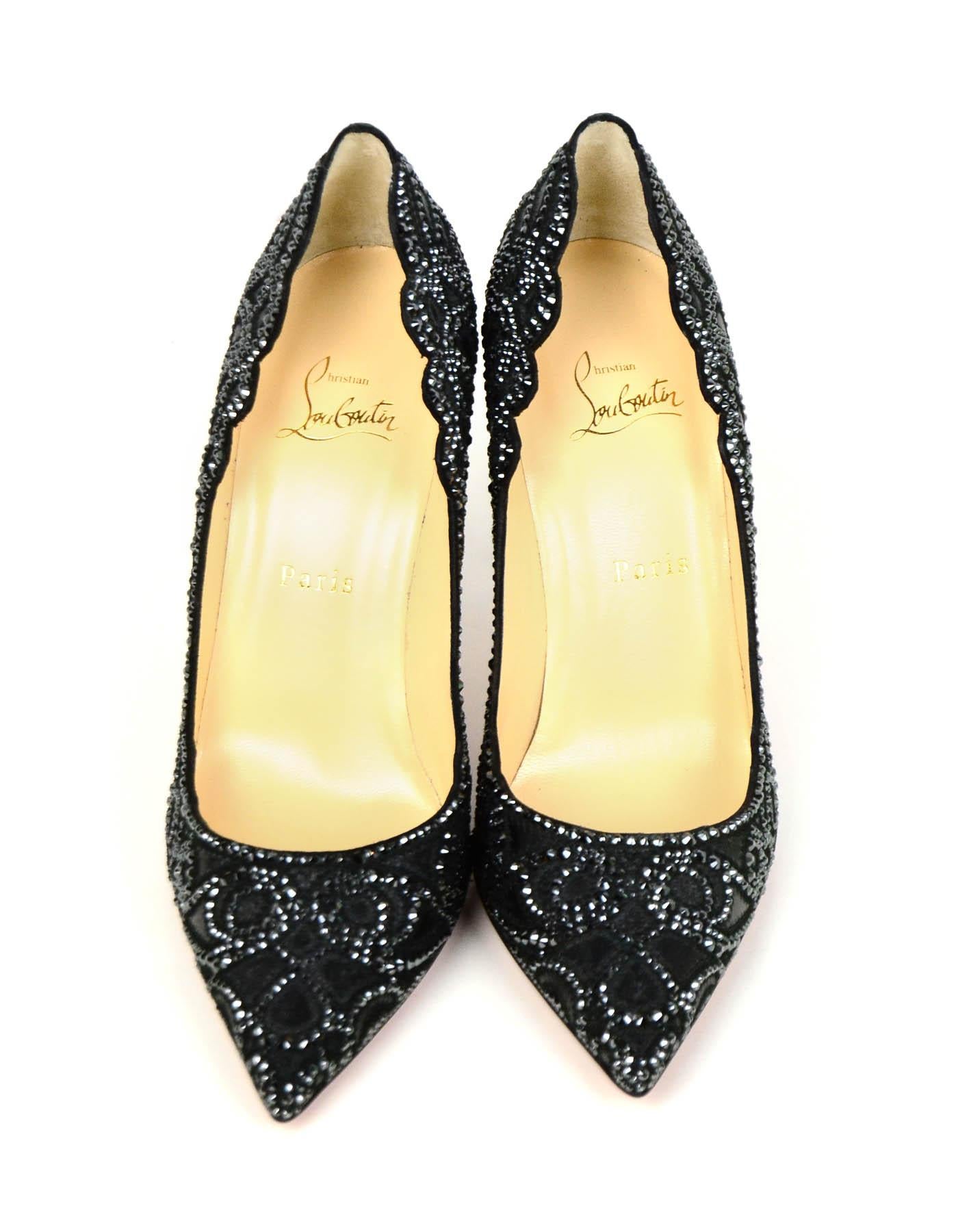 Christian Louboutin Black Calfskin Scalloped Crystal Top Vague Pumps sz 39.5

Made In: Italy
Color: Black
Hardware: N/A
Materials: Calfskin, crystals
Closure/Opening: Slide on
Overall Condition: New, never worn
Estimated Retail: $2,995
Includes: