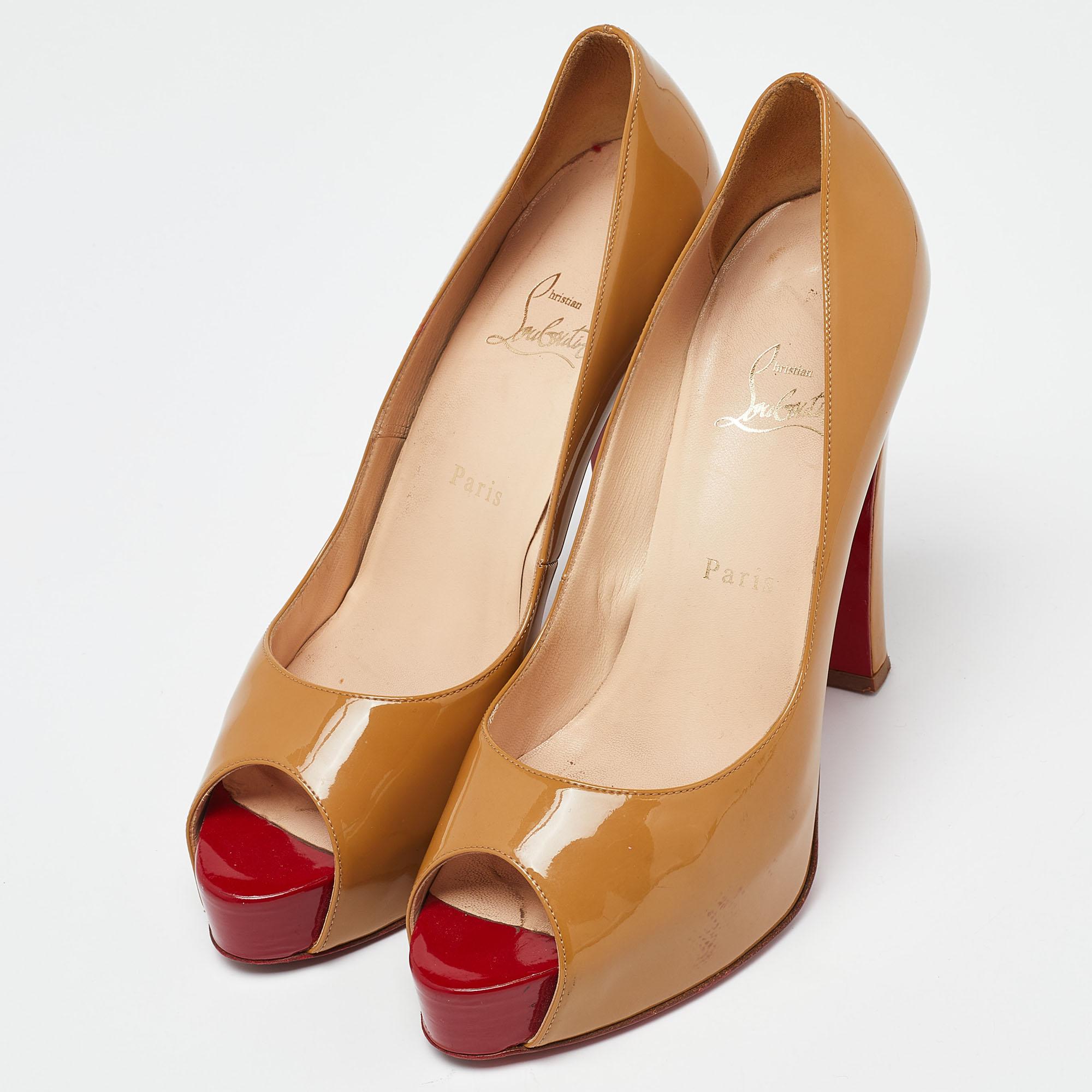 Perfectamente cosidos y acabados para garantizar un aspecto y un ajuste elegantes, estos zapatos de diseño son una compra de la que le encantará presumir. Quedan muy bien en los pies.