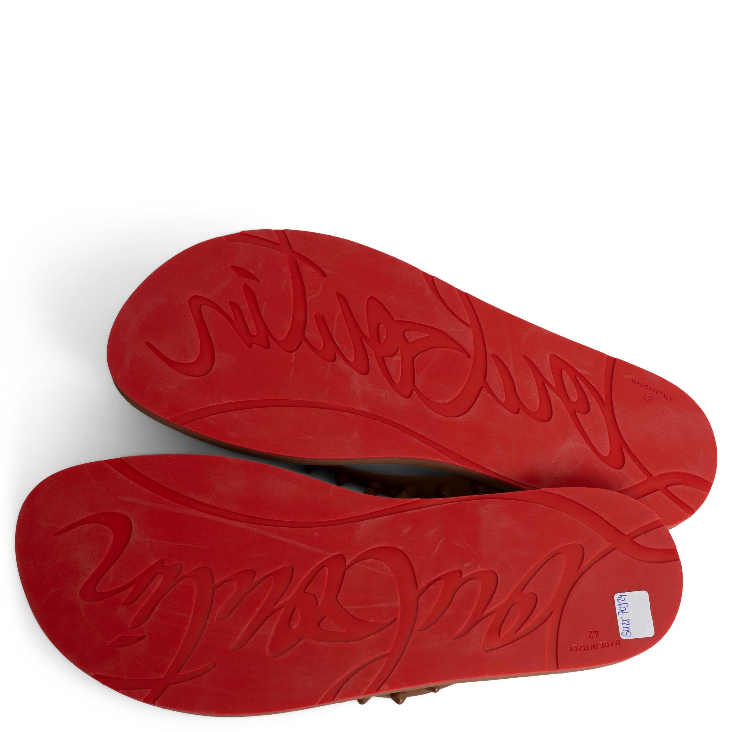CHRISTIAN LOUBOUTIN Nude caoutchouc marron LOUBI Sandales Thong Chaussures 42 en vente 2