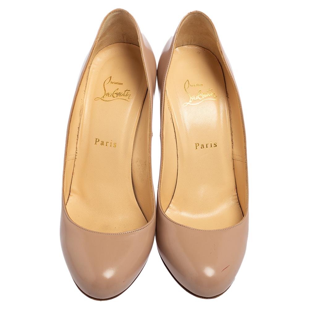 Christian Louboutin Nude Pink Leather Simple Pumps Size 39 For Sale 4