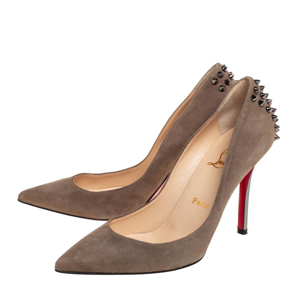 Christian Louboutin Olive Green Suede Zappa Pointed Toe Pumps Size 37 In Good Condition In Dubai, Al Qouz 2