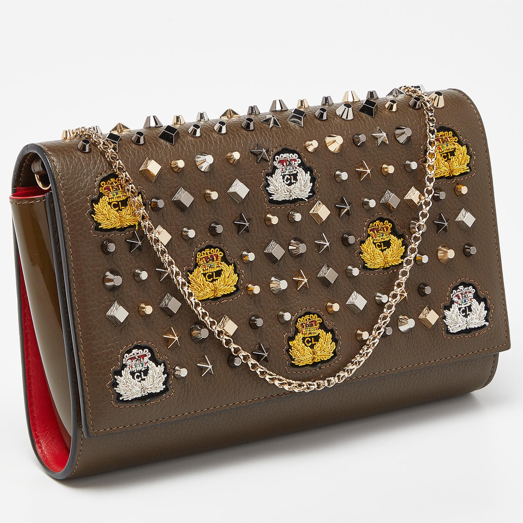 Women's Christian Louboutin Olive Patent and Leather Paloma Embellished Chain Clutch For Sale