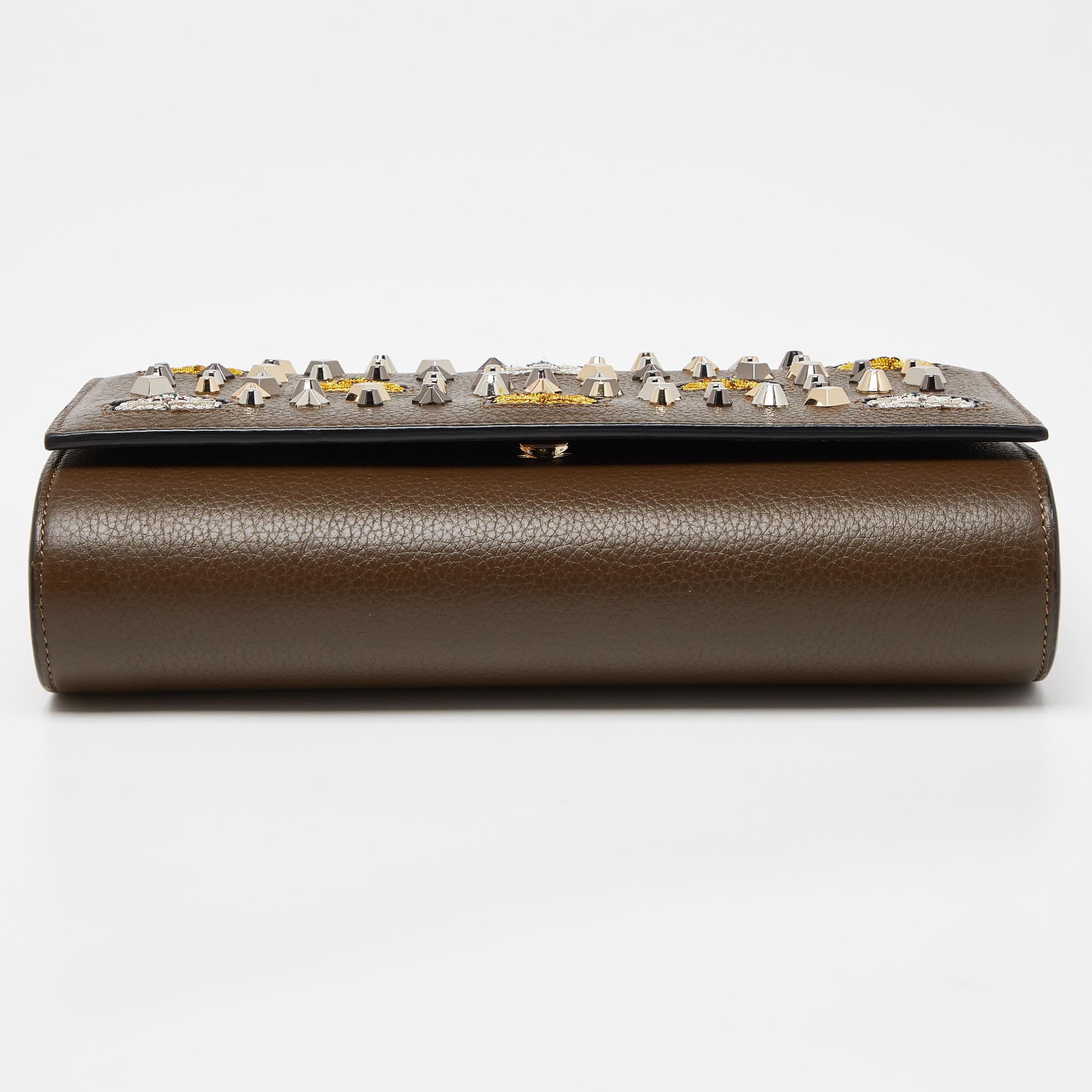 Christian Louboutin Olive Patent and Leather Paloma Embellished Chain Clutch For Sale 1