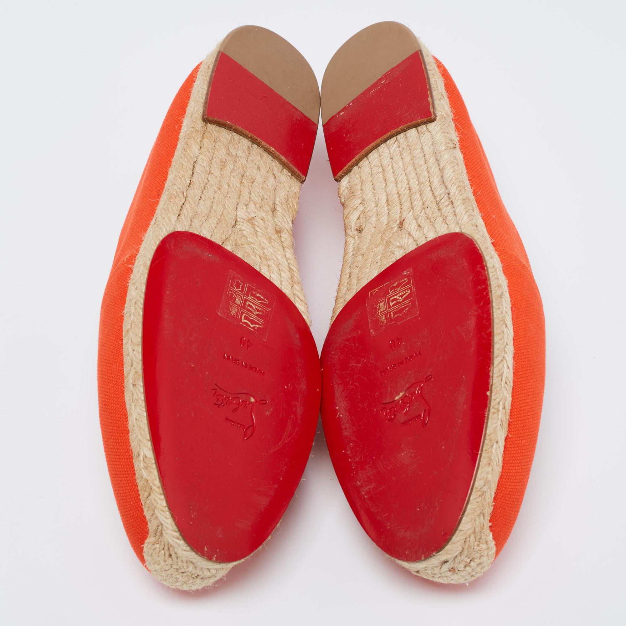 Christian Louboutin Orange Canvas Gala Embroidered Crest Espadrille Loafers For Sale 2