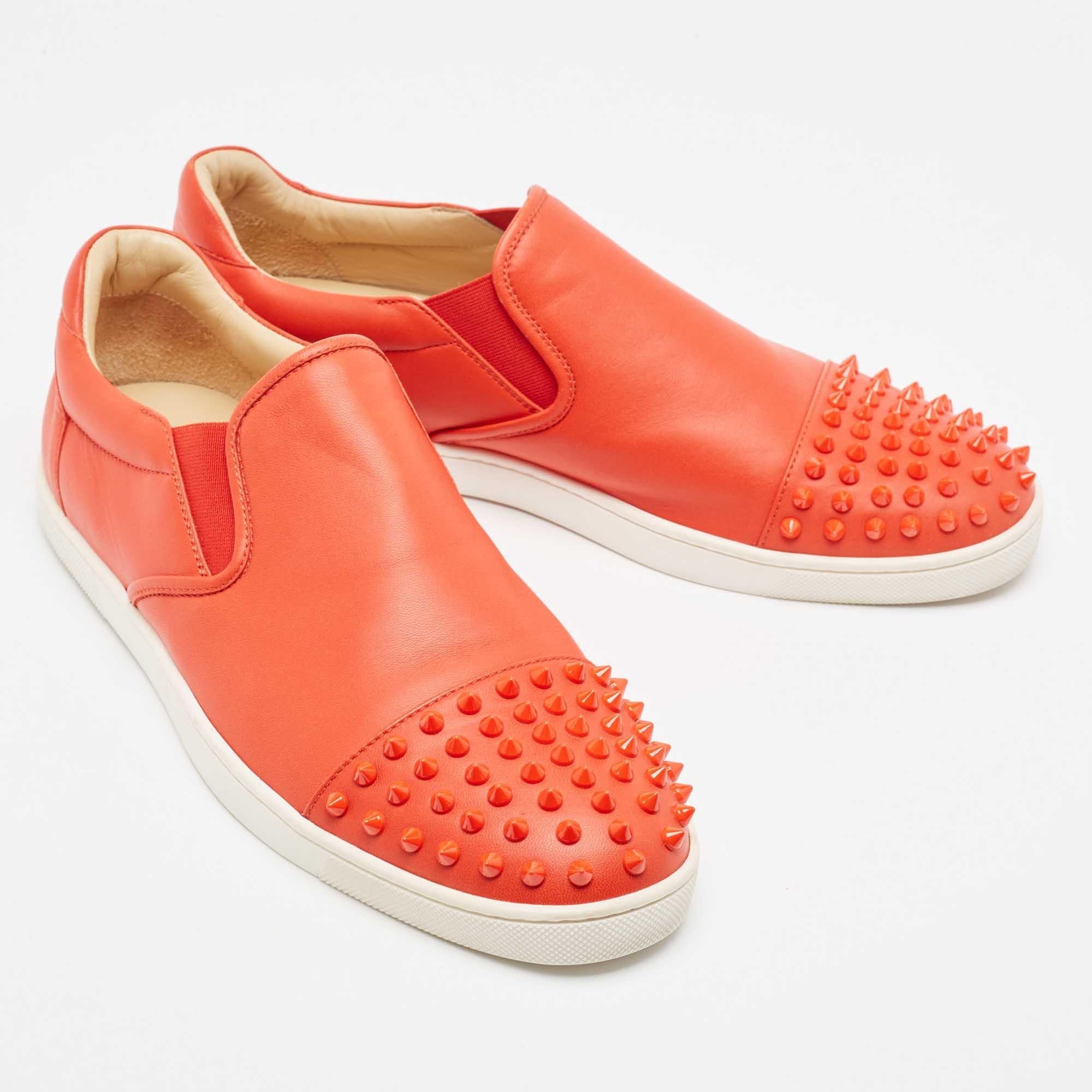 Christian Louboutin Orange Leather Spikes Cap Toe Slip On Sneakers Size 42 In Excellent Condition For Sale In Dubai, Al Qouz 2