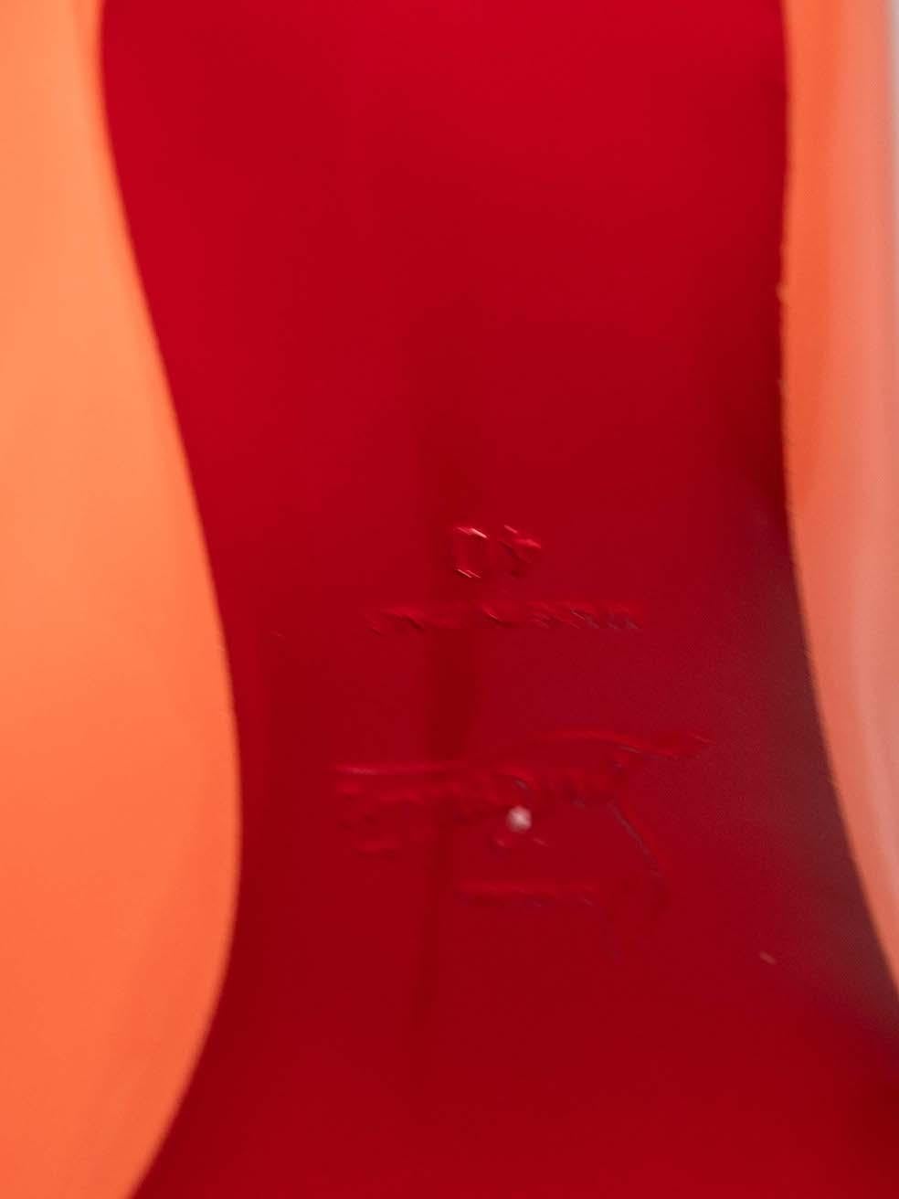 Christian Louboutin - Escarpins Hot Chick 100 vernis orange, taille IT 40 en vente 1