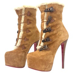 Christian Louboutin Oulanbator 160 Shearling Horn Toggle Platform Booty 37.5