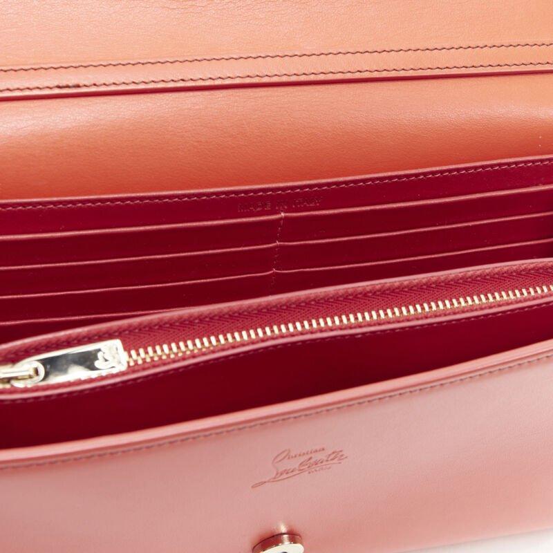 Christian Louboutin Paloma, borsa a tracolla con catena in oro e borchie in rosa in vendita 7
