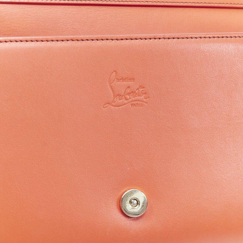 Christian Louboutin Paloma, borsa a tracolla con catena in oro e borchie in rosa in vendita 4