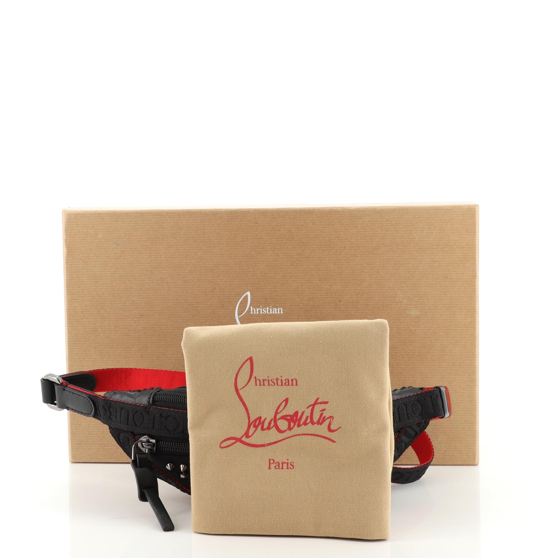 Condizioni: Eccellente. Graffi sull'hardware.
Accessori: Scatola, sacchetto antipolvere
Misure: Altezza 5