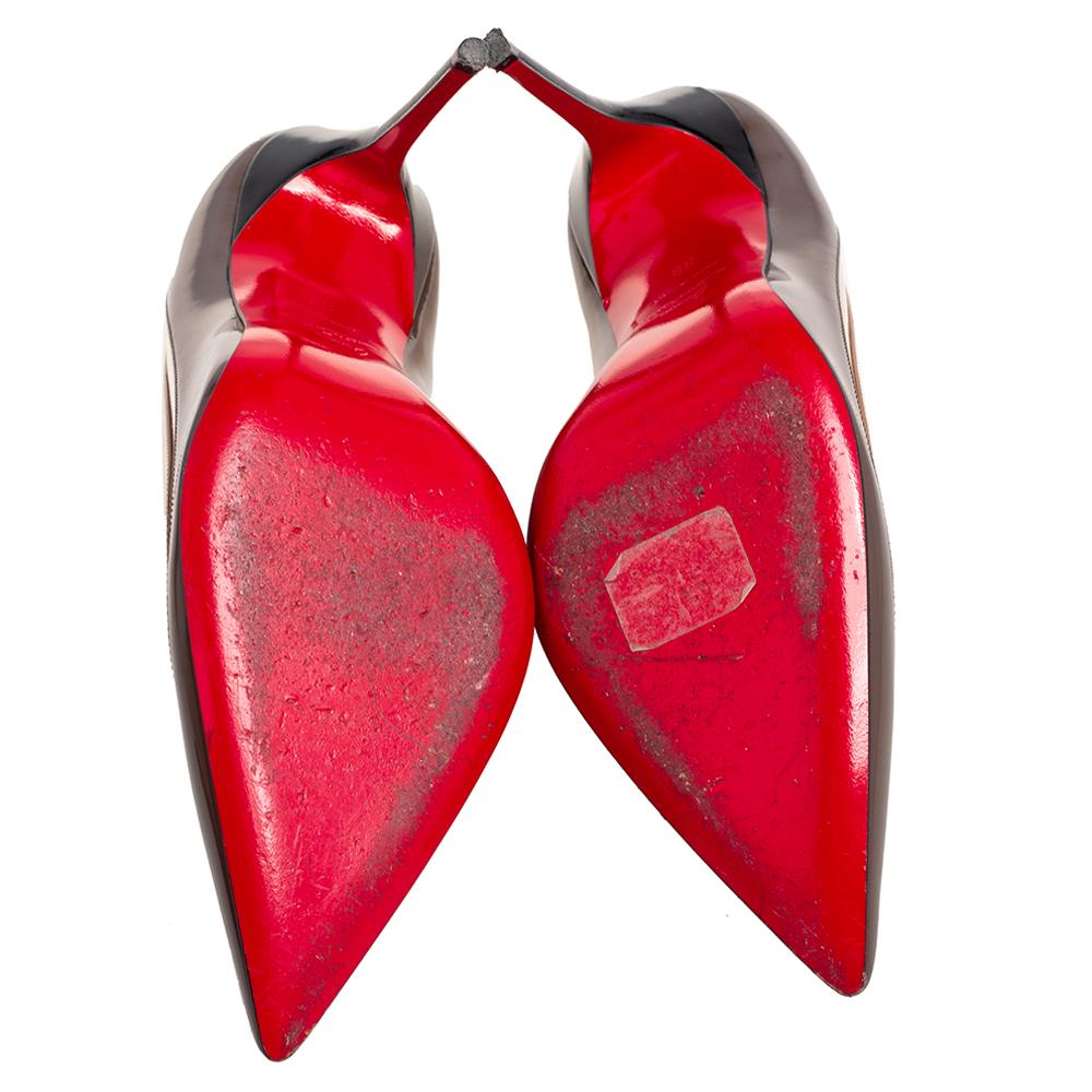 Christian Louboutin Paulina Pumps aus Lackleder und PVC mit spitzem Zehenbereich Größe 38 1