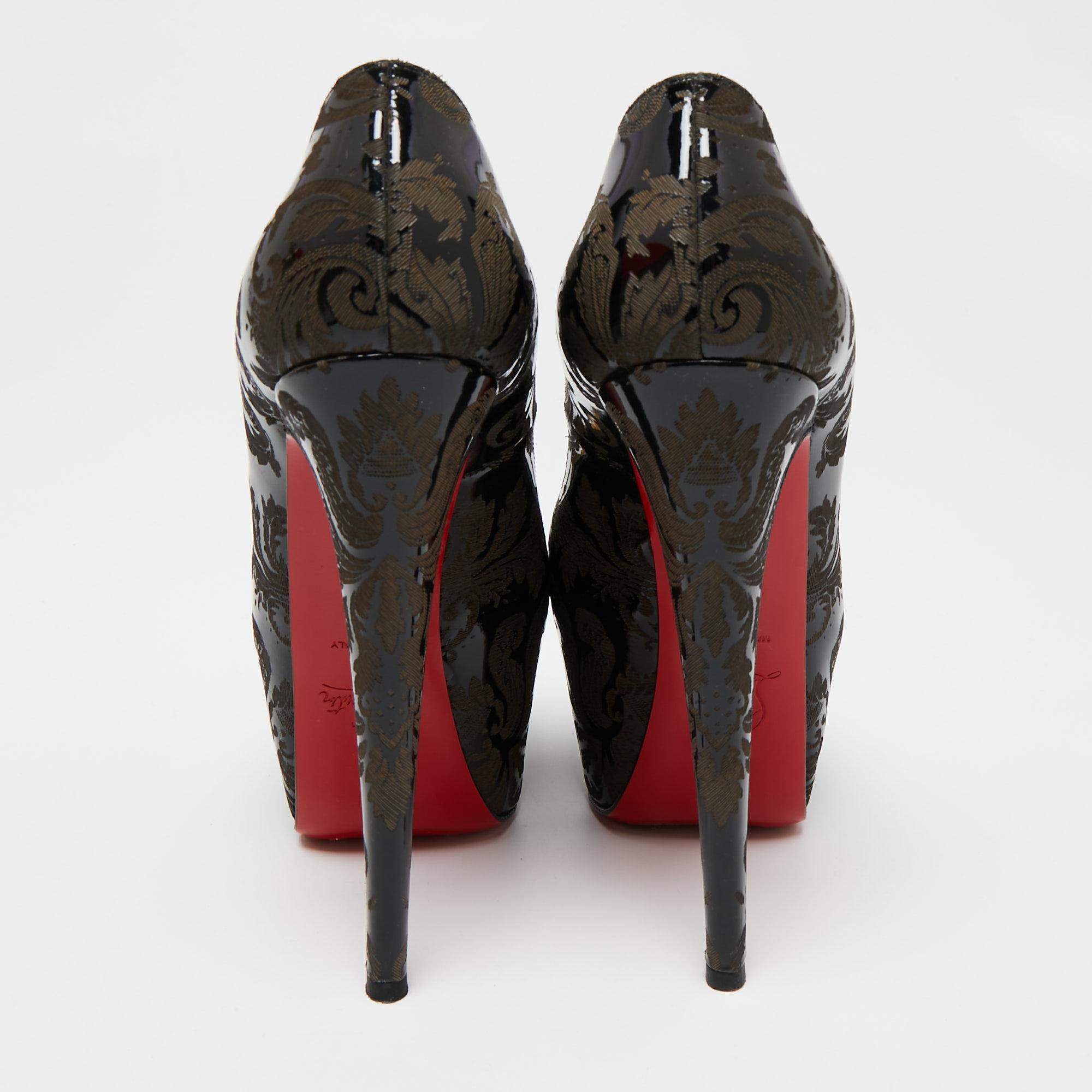 Women's Christian Louboutin Patent Leather Arabesque Highness Peep-Toe Pumps Size 36.5 For Sale