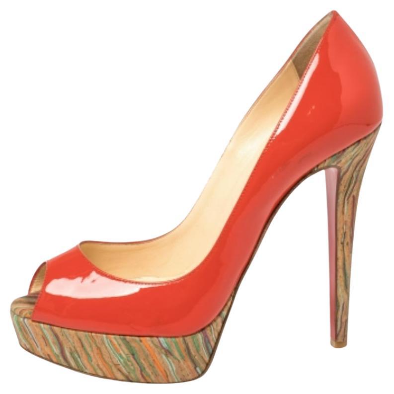 Christian Louboutin Patent Leather & Cork Lady Peep Toe Platform Pumps Size 38.5 For Sale