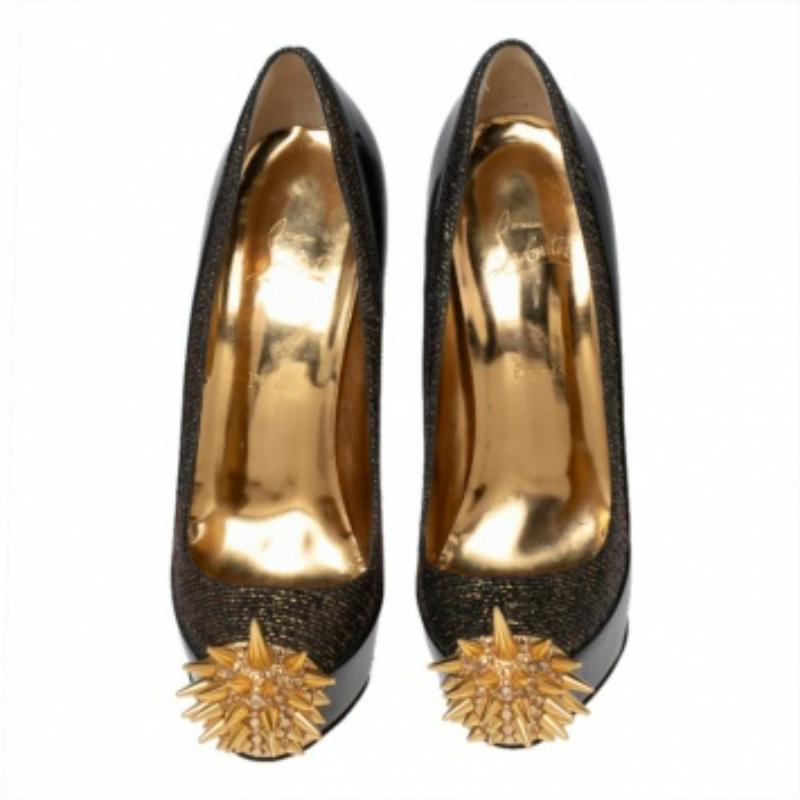 Christian Louboutin cuir verni et tissu Lurex - Escarpins à pointes astéroïdes Taille 39.5 en vente 4