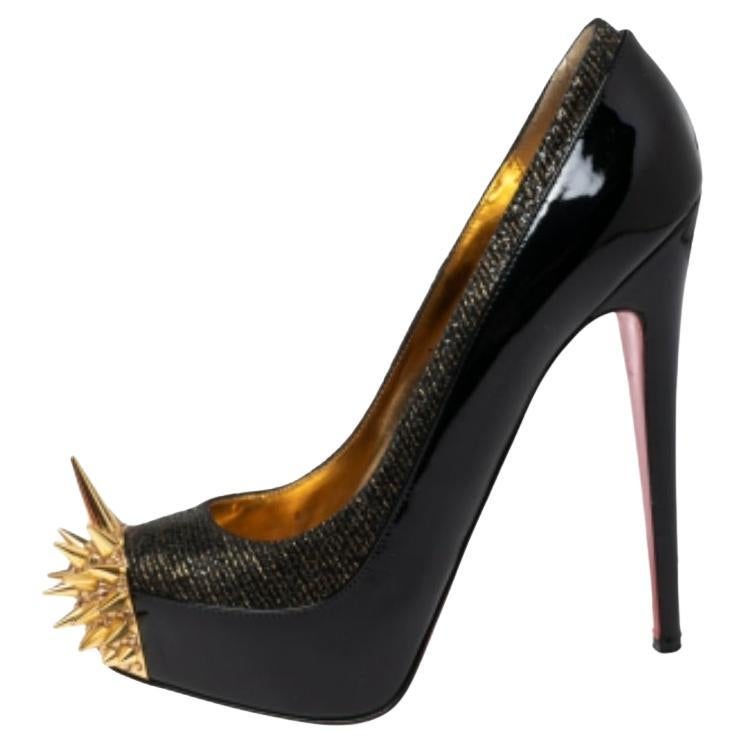 Christian Louboutin cuir verni et tissu Lurex - Escarpins à pointes astéroïdes Taille 39.5 en vente